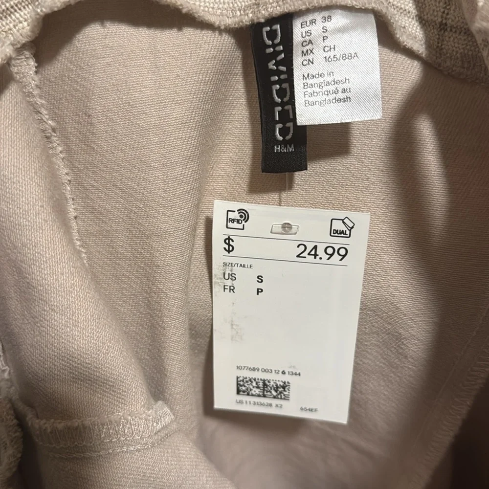 H&M - Picture 2 of 2